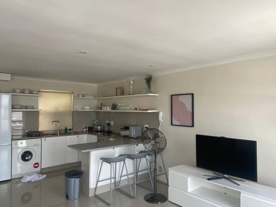 2 Bedroom Property for Sale in Green Point Western Cape